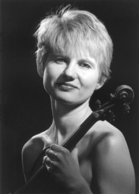 Joanna Kurkowicz, violin