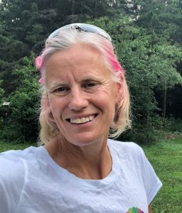 Log Lunch: Finding Luna: Tracking Chemicals in the Environment, Kris Hansen ’91, 3M Food Safety